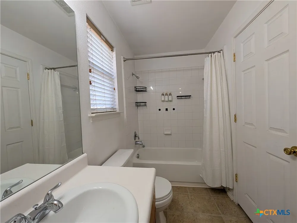 369 Starling Creek New Braunfels, TX 78130