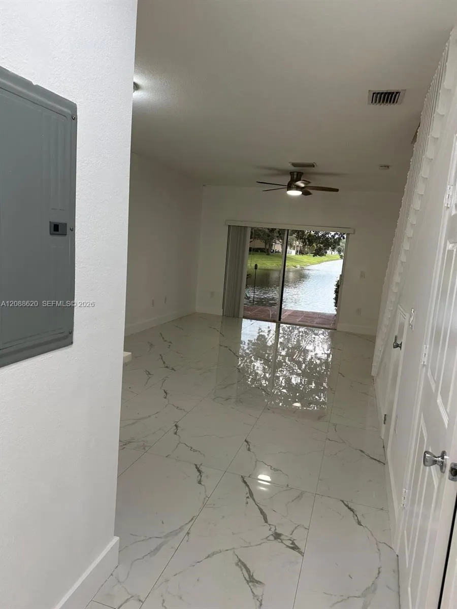 5937 Riverside Ave #. Tamarac, FL 33321