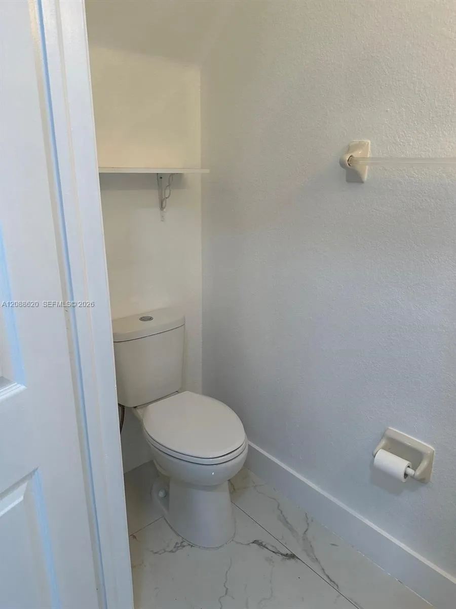 5937 Riverside Ave #. Tamarac, FL 33321