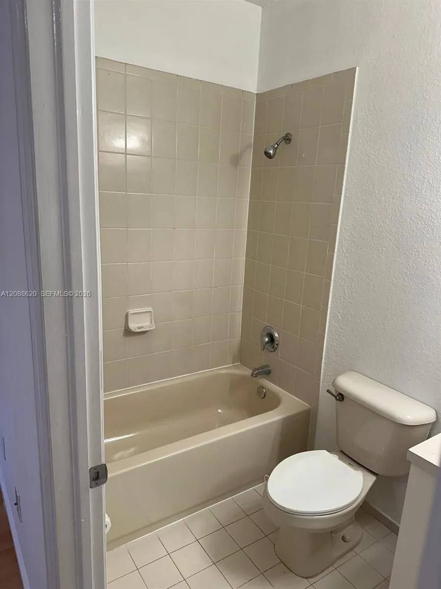 5937 Riverside Ave #. Tamarac, FL 33321
