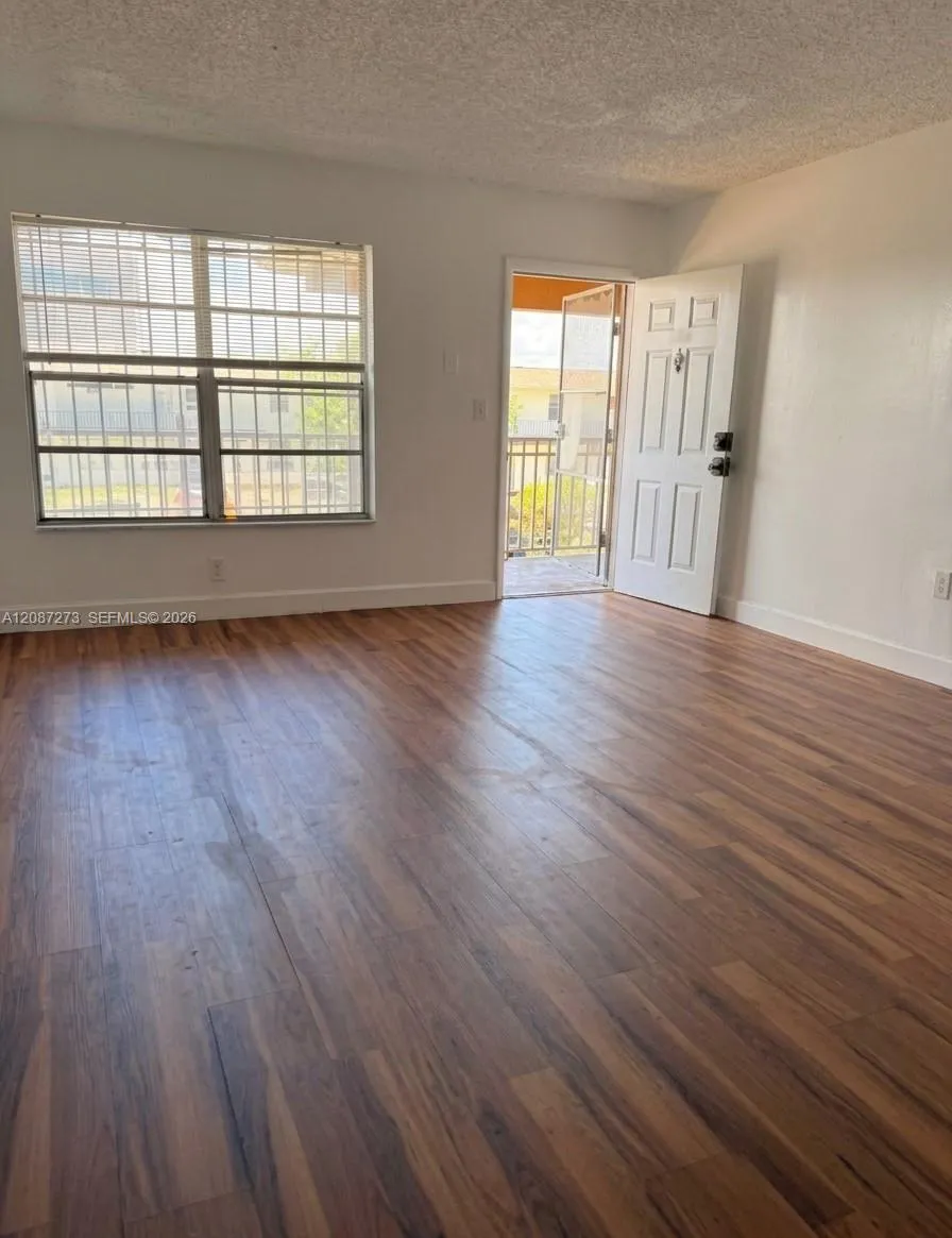 291 NW 177th St #C-201 Miami Gardens, FL 33169