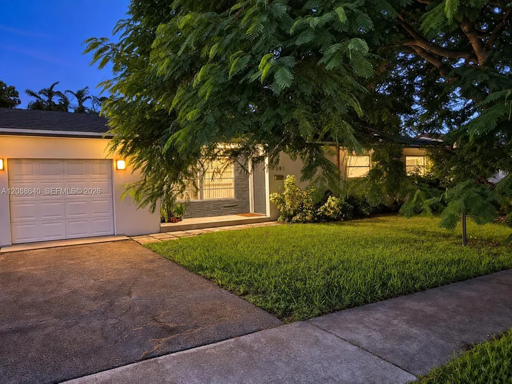8981 SW 57th Ter Miami, FL 33173