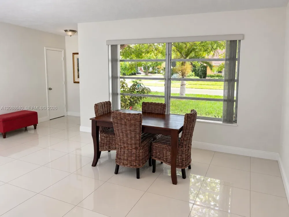 8981 SW 57th Ter Miami, FL 33173