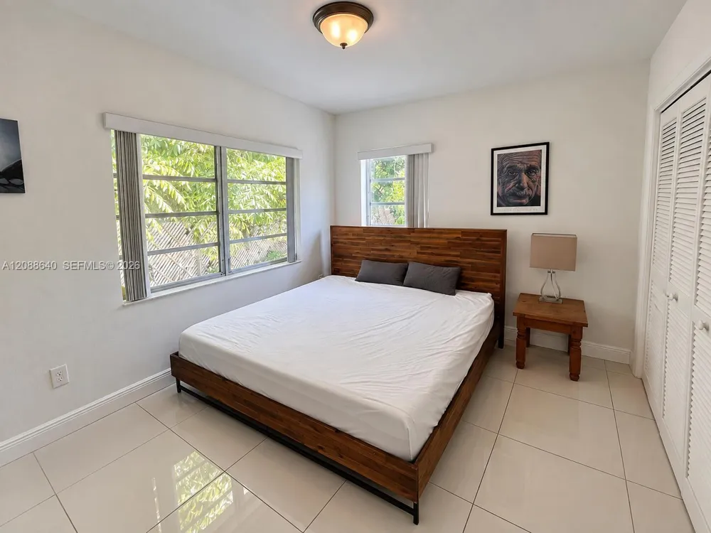 8981 SW 57th Ter Miami, FL 33173