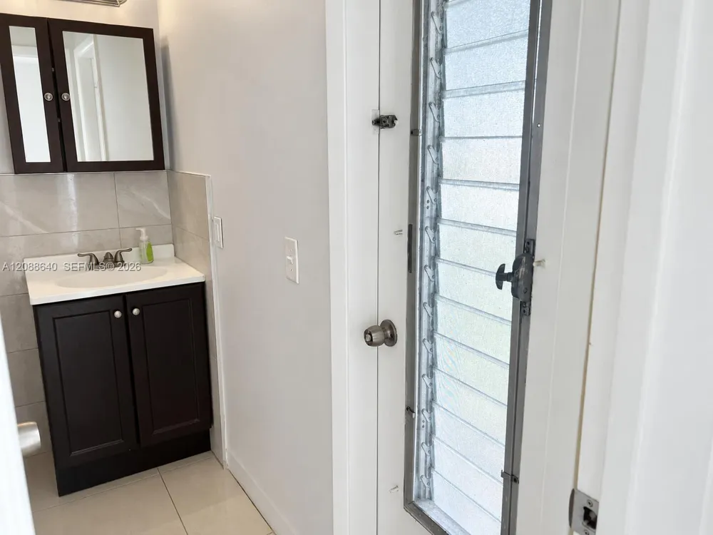 8981 SW 57th Ter Miami, FL 33173
