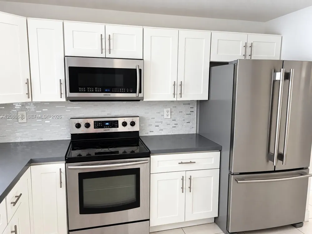 8981 SW 57th Ter Miami, FL 33173