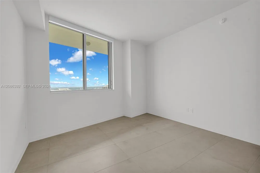 1400 Biscayne Blvd #3705 Miami, FL 33132