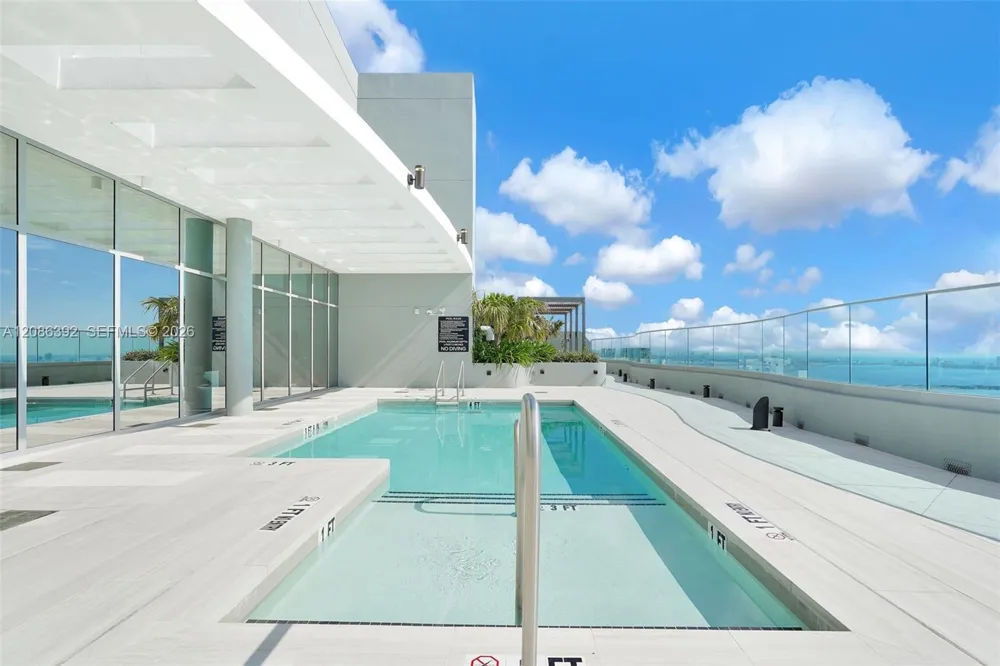 1400 Biscayne Blvd #3705 Miami, FL 33132