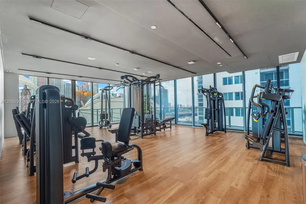 1400 Biscayne Blvd #3705 Miami, FL 33132