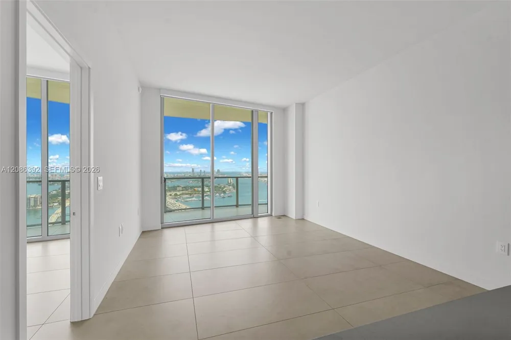 1400 Biscayne Blvd #3705 Miami, FL 33132