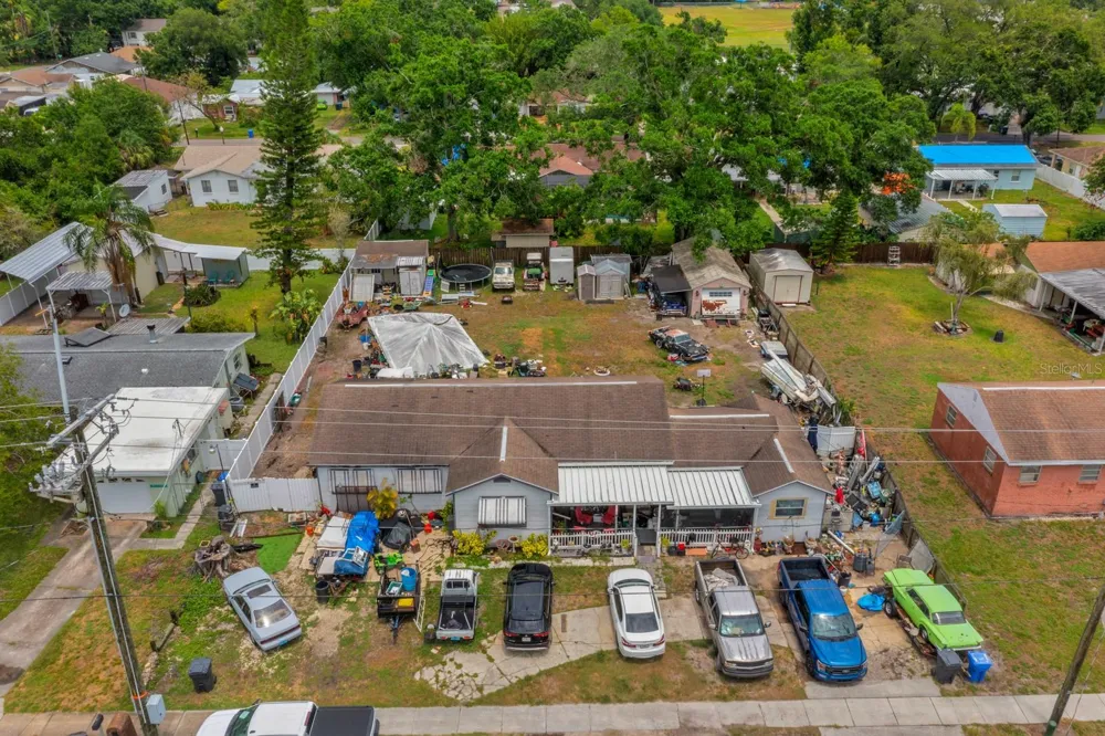 6807 HIMES AVENUE Tampa, FL 33614