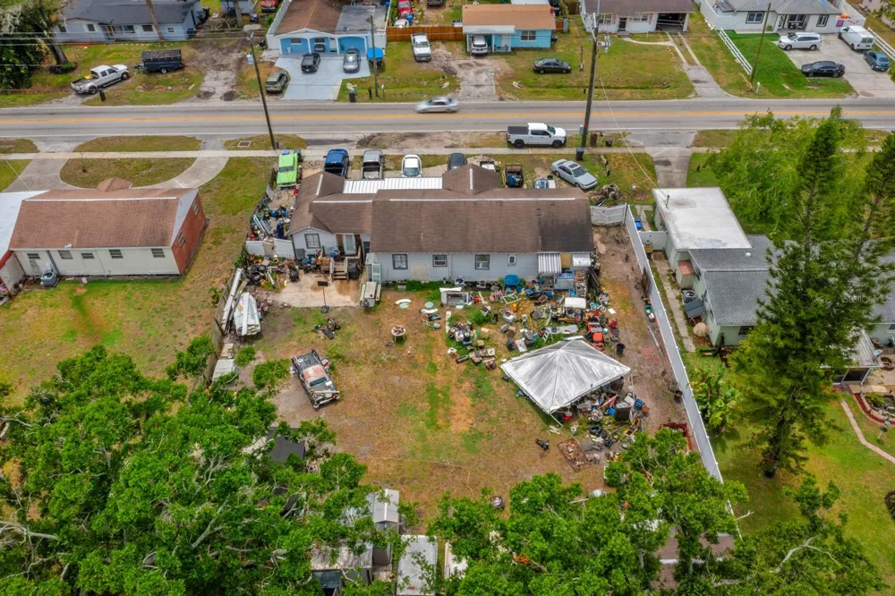 6807 HIMES AVENUE Tampa, FL 33614
