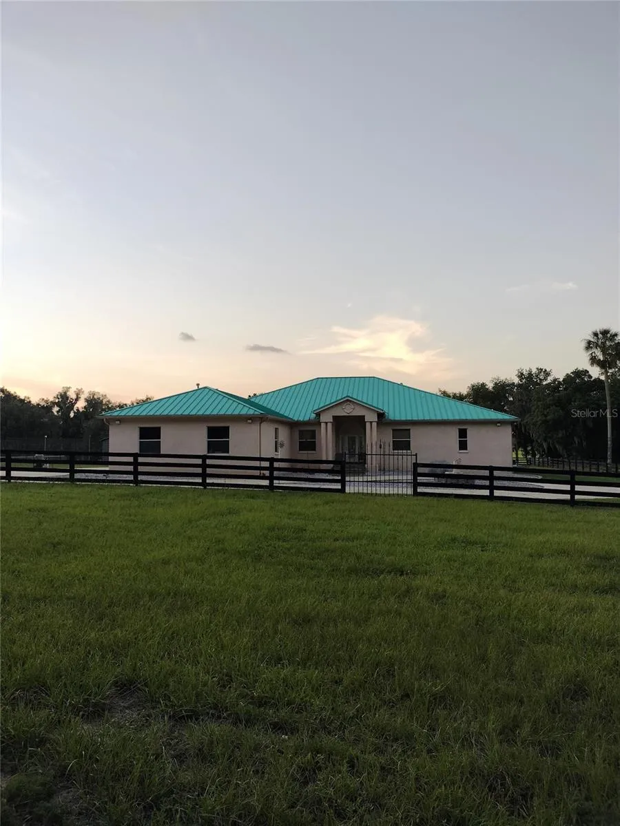 35949 BOZEMAN ROAD Dade City, FL 33525