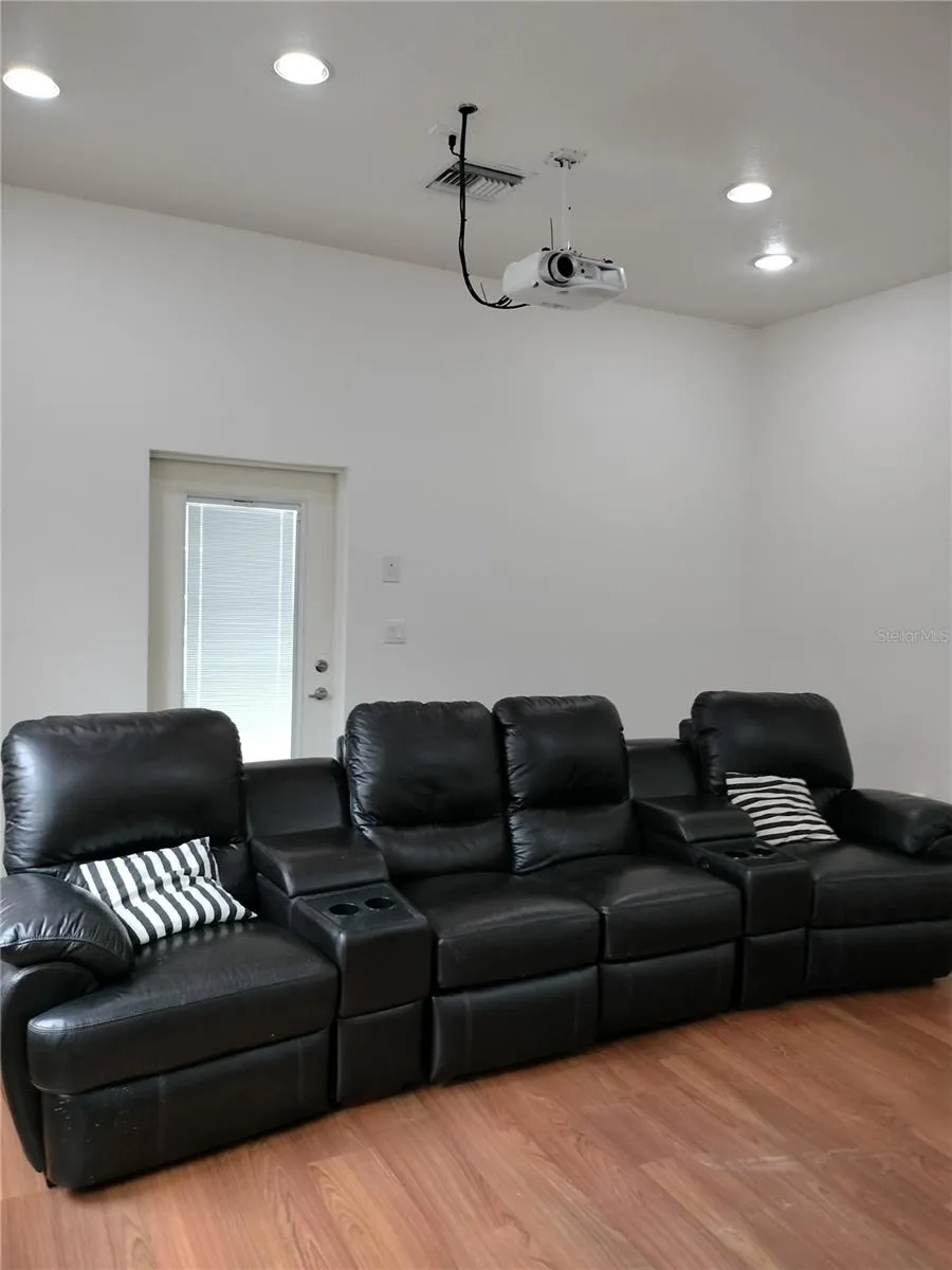 35949 BOZEMAN ROAD Dade City, FL 33525