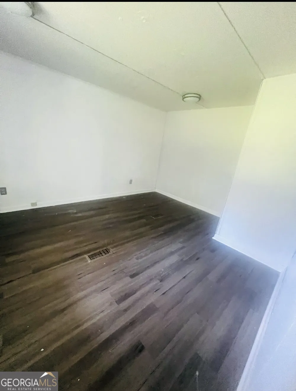 106 Kathy LN Griffin, GA 30224