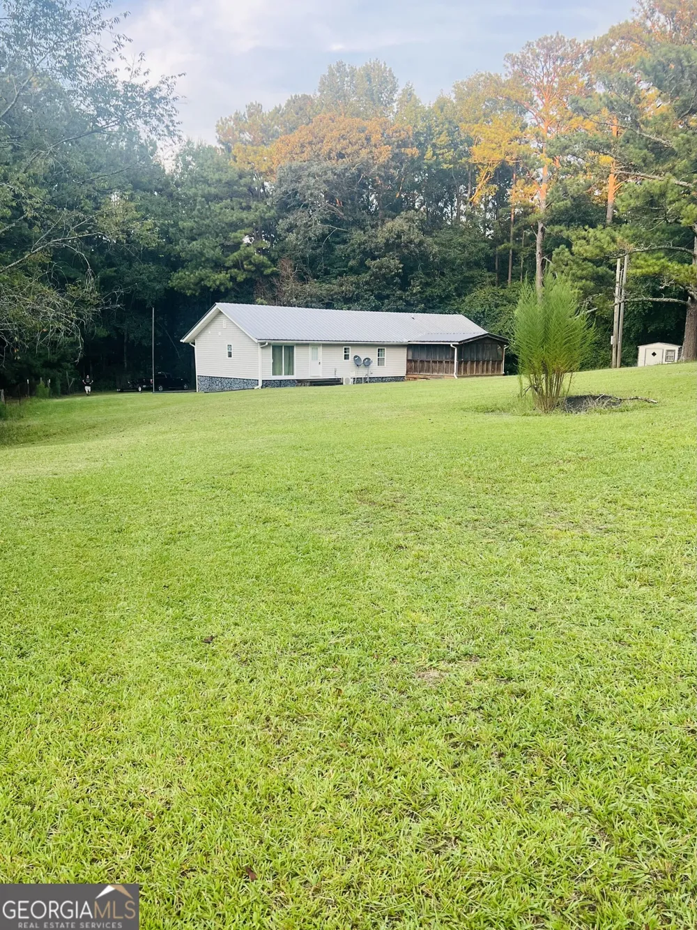 106 Kathy LN Griffin, GA 30224