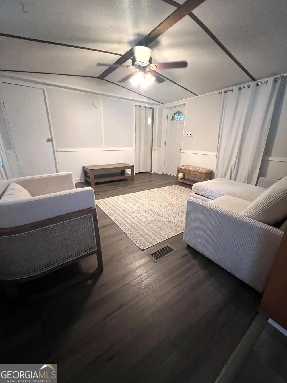 106 Kathy LN Griffin, GA 30224