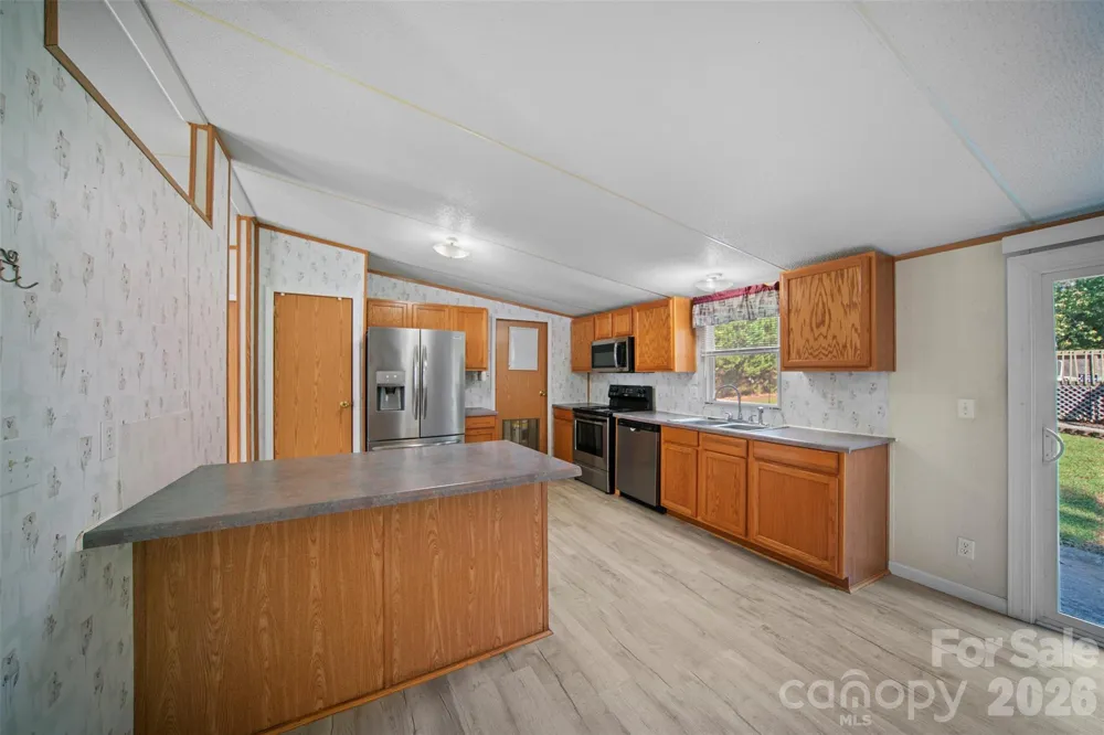 2089 Bison Trail Maiden, NC 28650