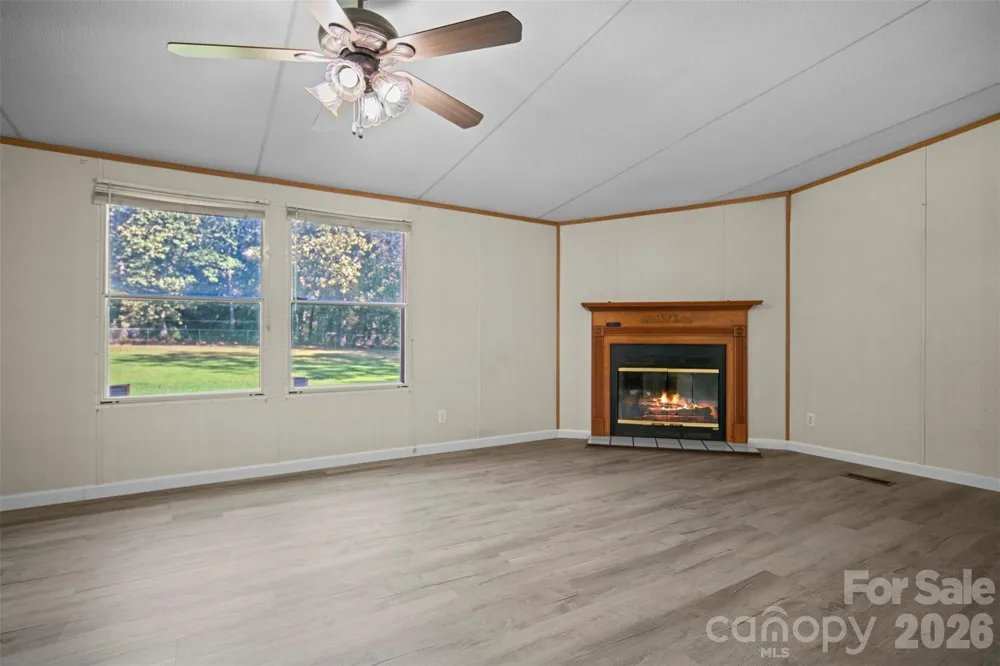 2089 Bison Trail Maiden, NC 28650