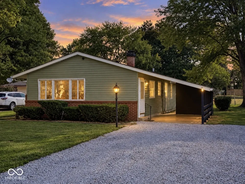 1810 Whittier Avenue Anderson, IN 46011