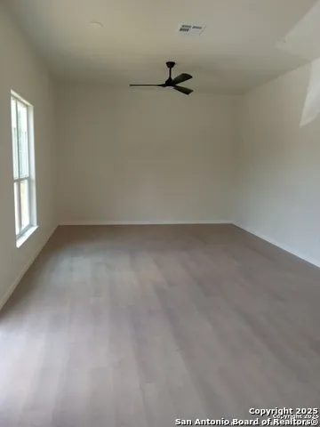 324 Ridgerock Dr Unit 2 Canyon Lake, TX 78133