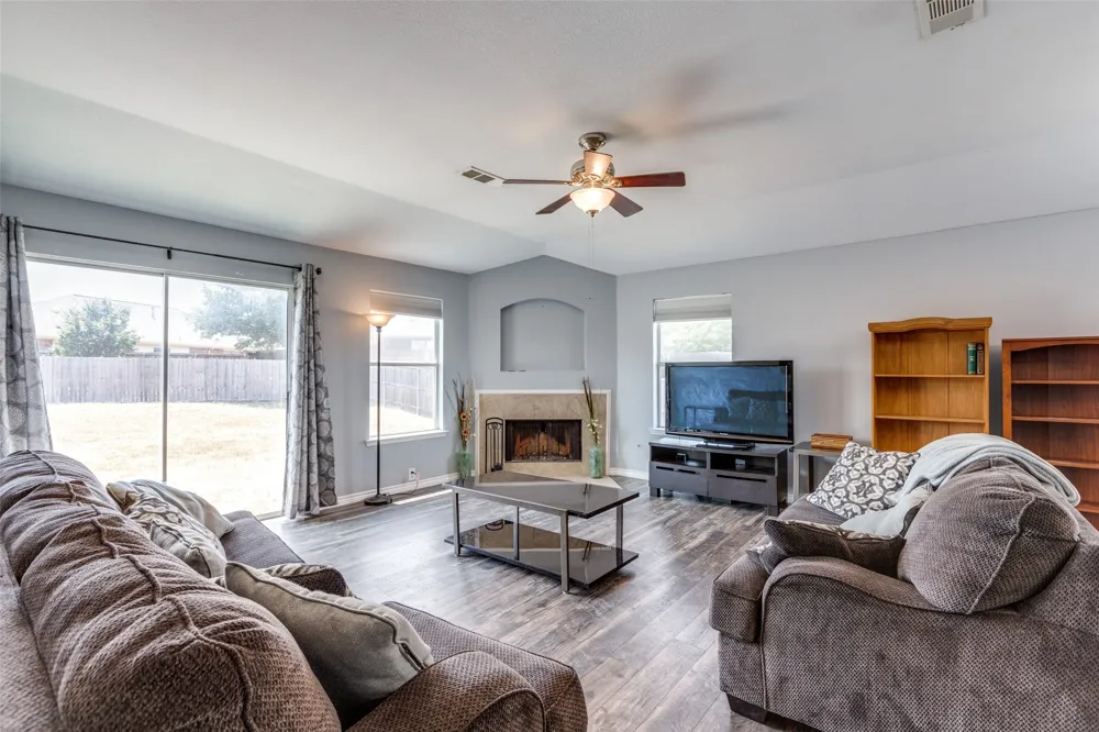 2402 Pheasant Run Melissa, TX 75454