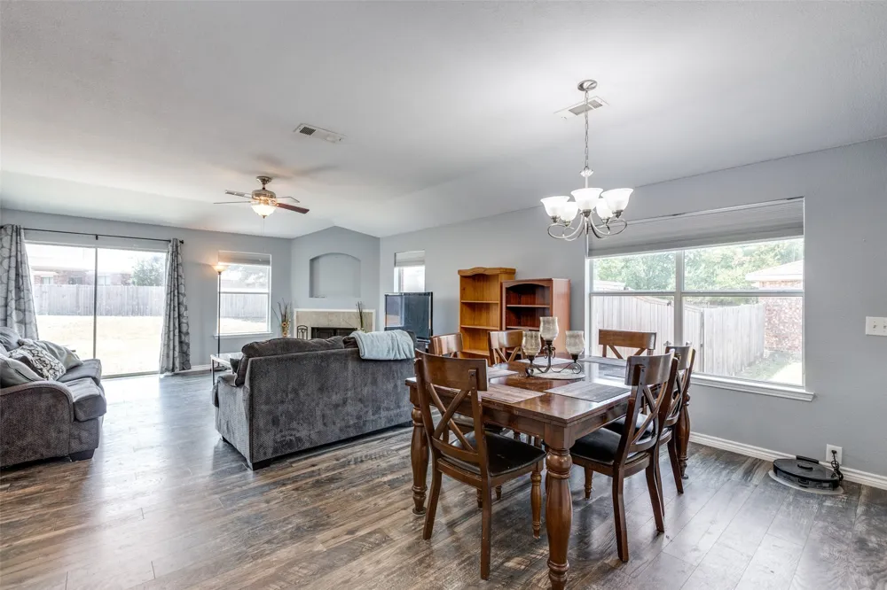 2402 Pheasant Run Melissa, TX 75454