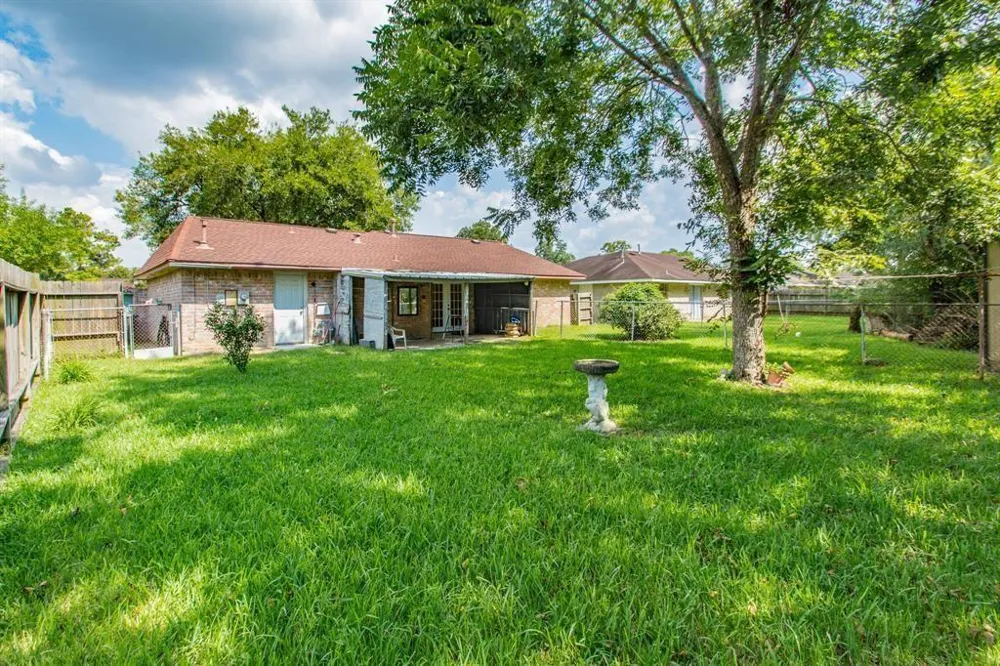 12106 Pompton Drive Houston, TX 77089