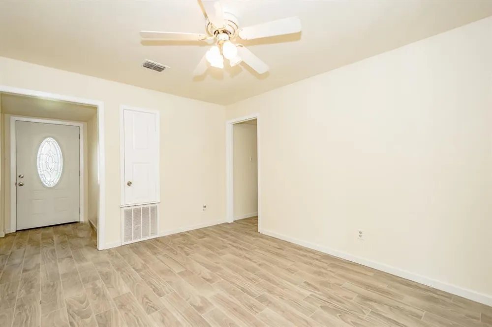 12106 Pompton Drive Houston, TX 77089