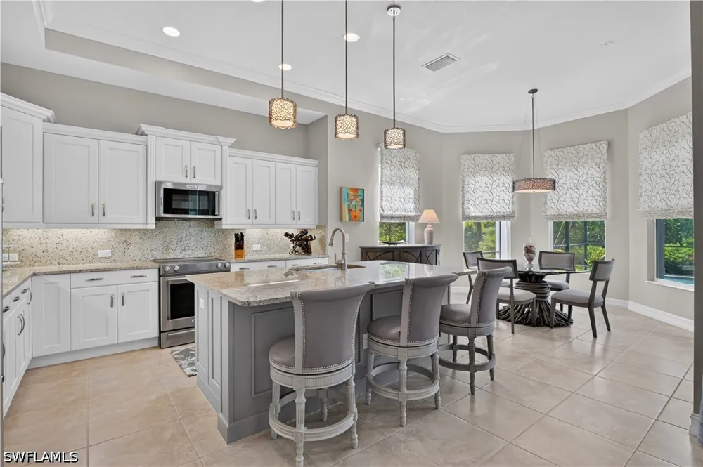 Dockside Lane Naples, FL 34114