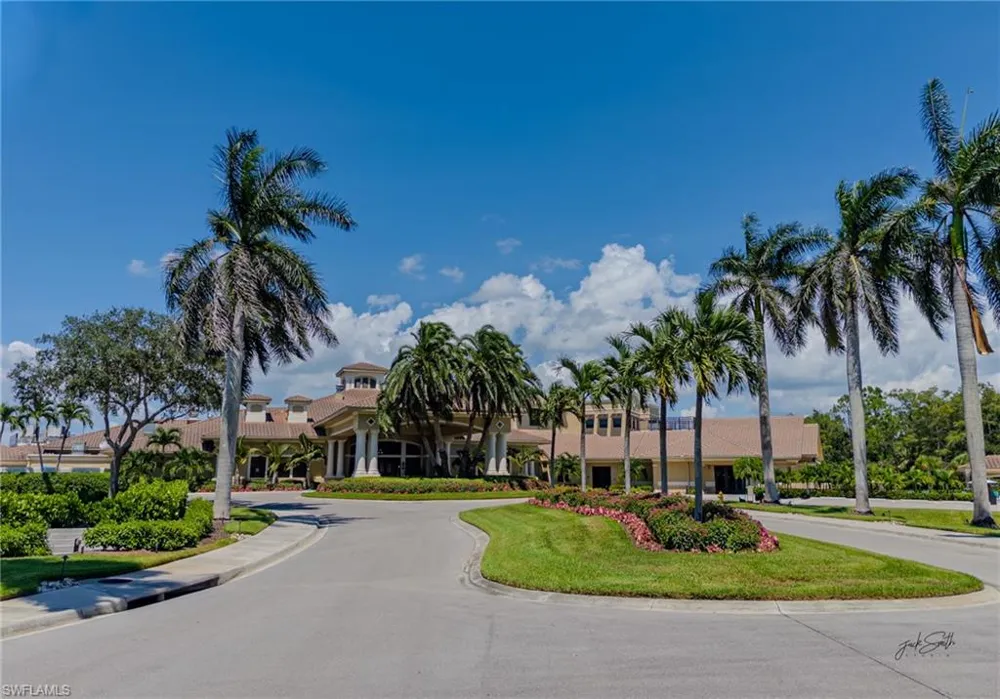 3685 Buttonwood Way #1521 Naples, FL 34112
