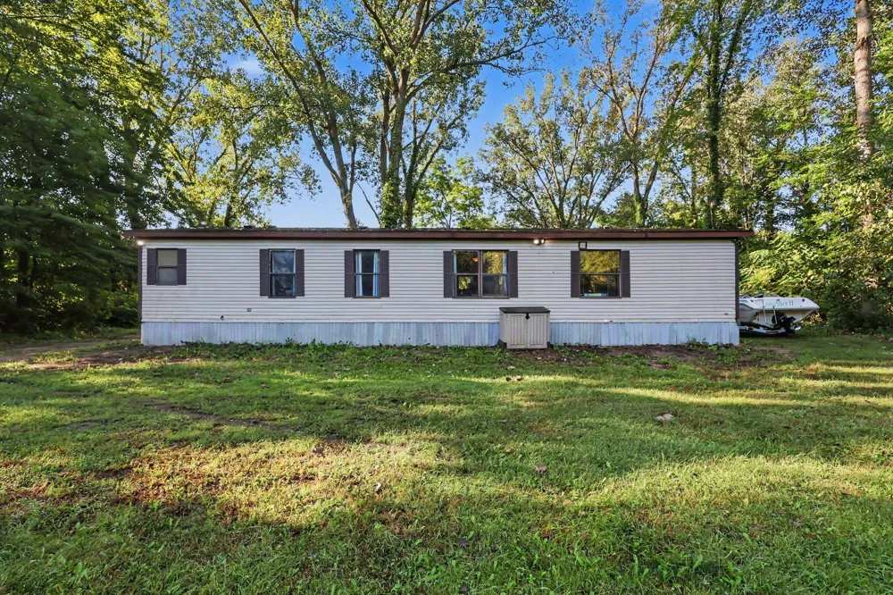 73664 26th Avenue Covert Township, MI 49090