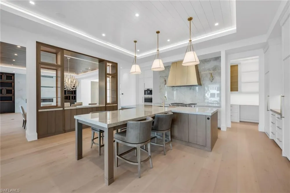 1935 5th Street S Naples, FL 34102
