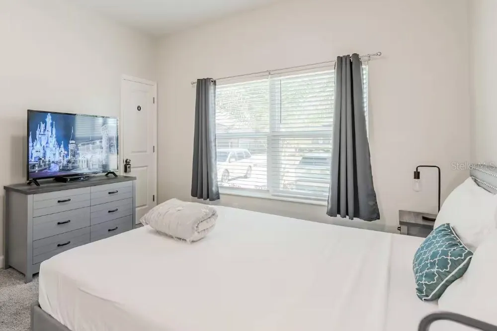 4261 PARAGRAPH DRIVE Kissimmee, FL 34746