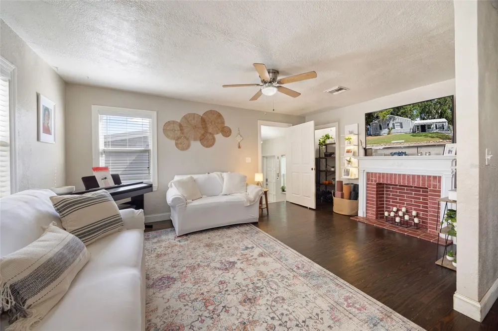 1202 SUMTER STREET Leesburg, FL 34748
