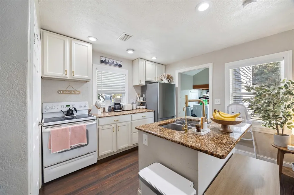 1202 SUMTER STREET Leesburg, FL 34748