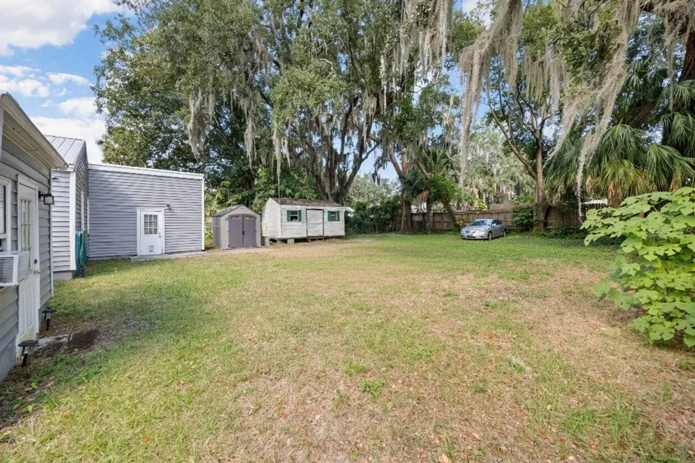 1202 SUMTER STREET Leesburg, FL 34748