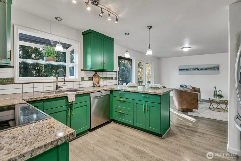 11404 Karshner Road E Edgewood, WA 98372