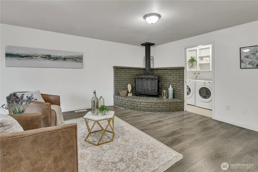 11404 Karshner Road E Edgewood, WA 98372