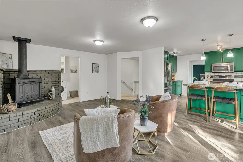 11404 Karshner Road E Edgewood, WA 98372