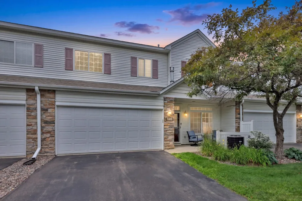 750 Maple Hills Drive #B Maplewood, MN 55117