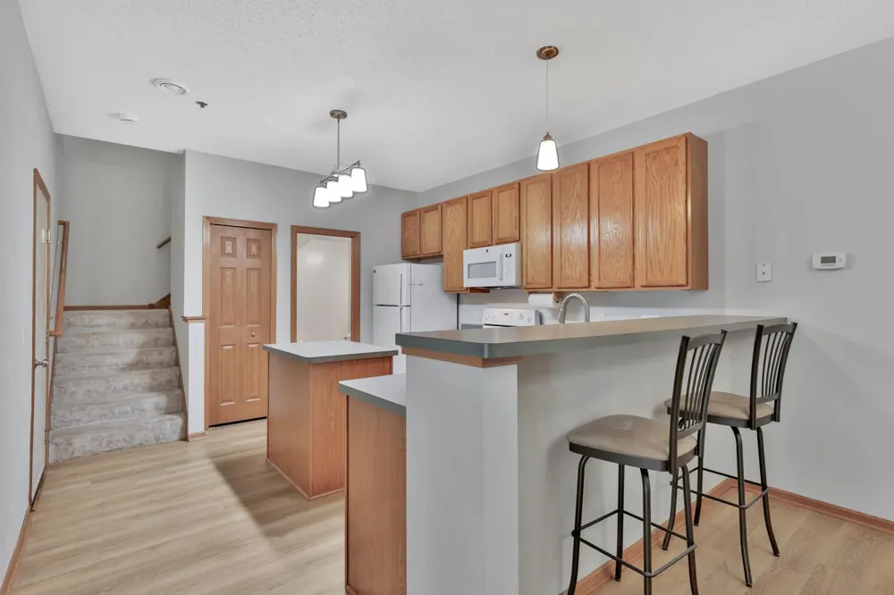 750 Maple Hills Drive #B Maplewood, MN 55117