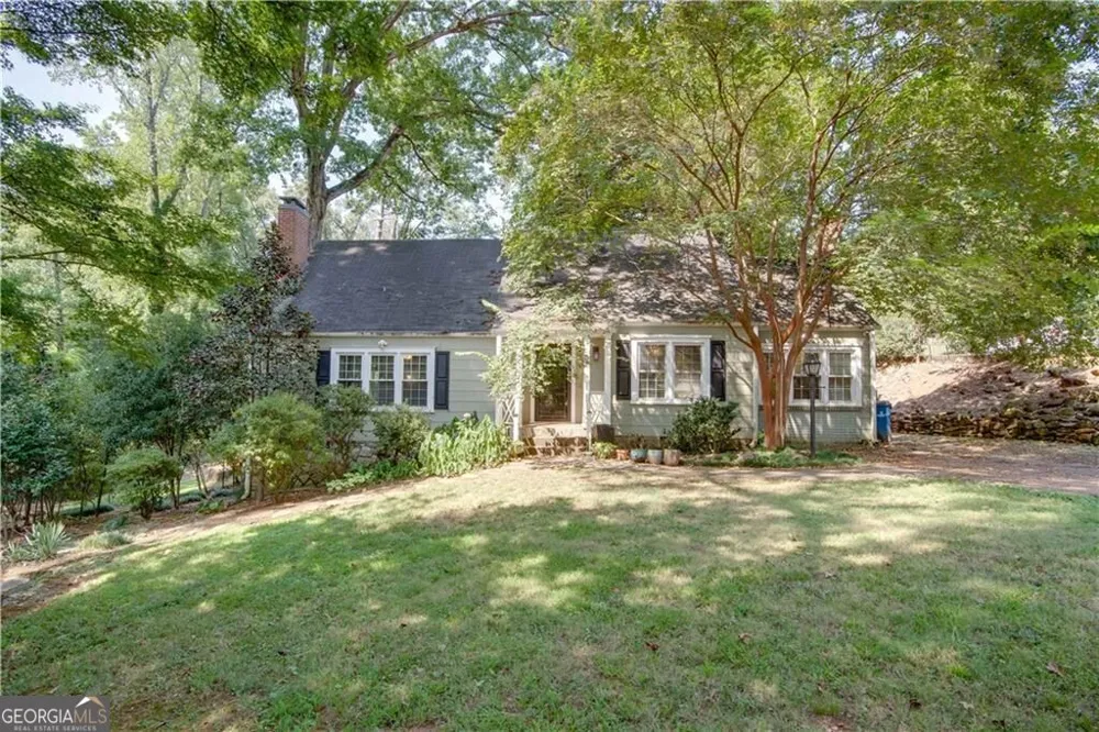 2743 Kimmeridge DR East Point, GA 30344