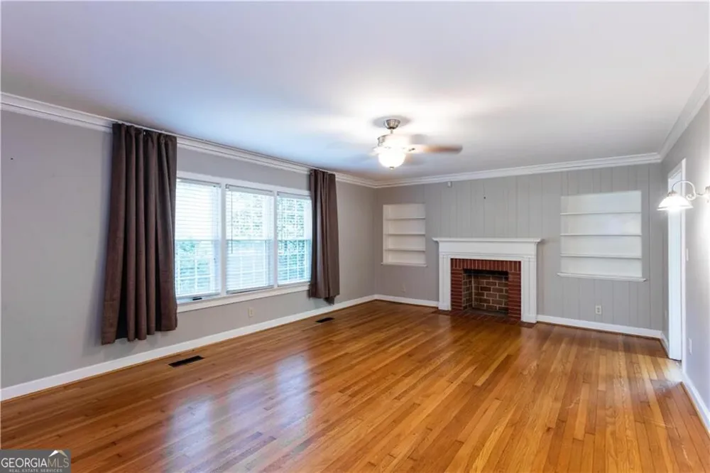 2743 Kimmeridge DR East Point, GA 30344