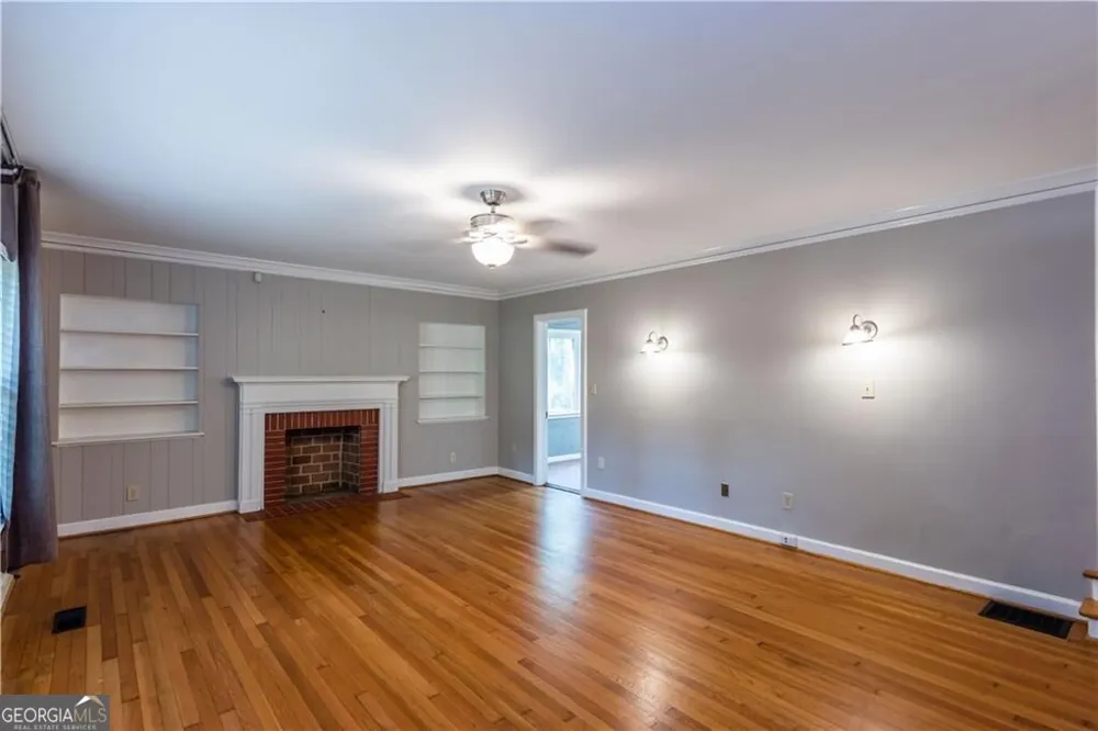 2743 Kimmeridge DR East Point, GA 30344