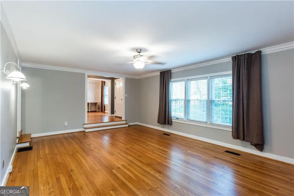 2743 Kimmeridge DR East Point, GA 30344