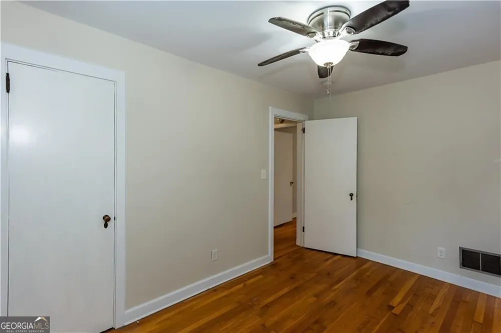 2743 Kimmeridge DR East Point, GA 30344
