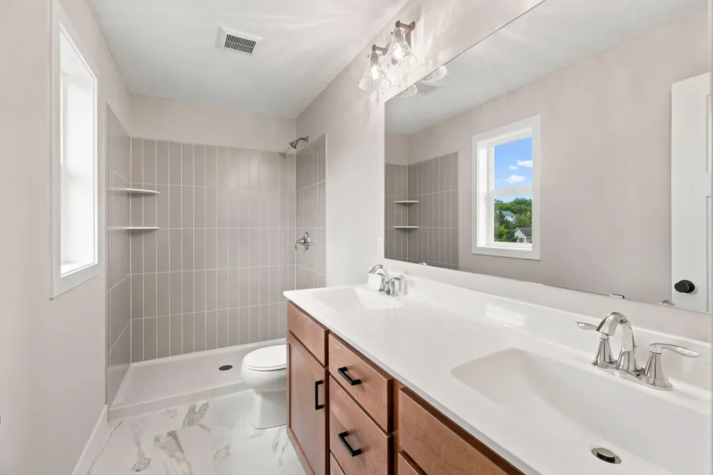 5872 Upper 179th Street W Lakeville, MN 55044