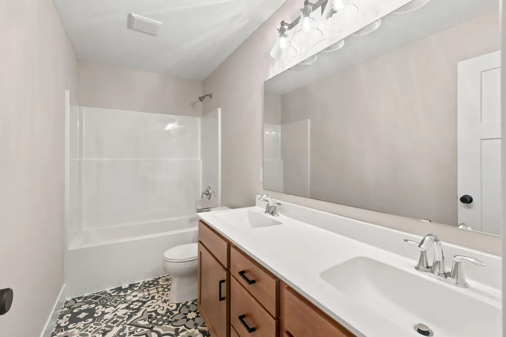5872 Upper 179th Street W Lakeville, MN 55044