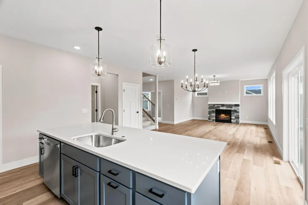 5872 Upper 179th Street W Lakeville, MN 55044
